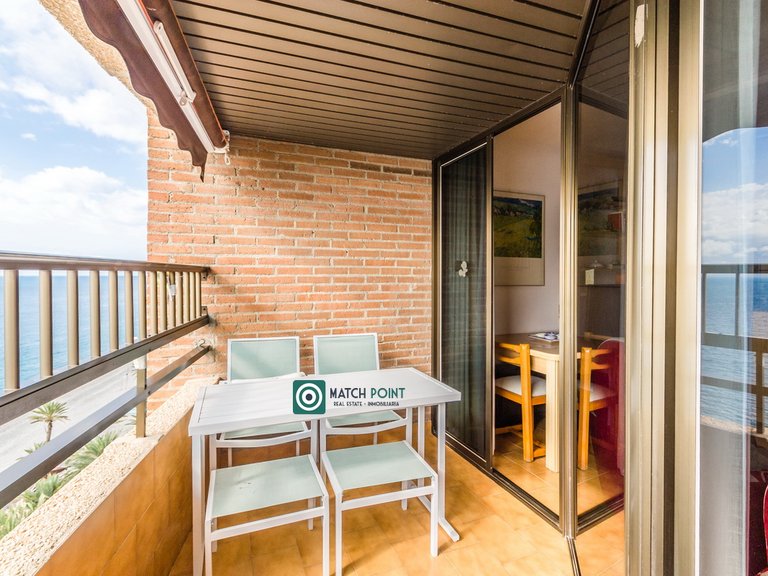 BEAUTIFUL SEAFRONT APARTMENT 10