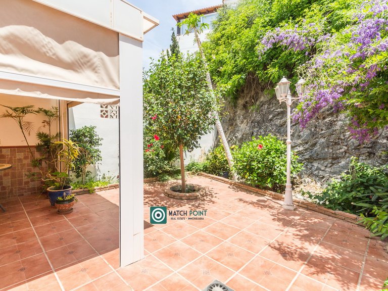 MAGNIFICENT TOWNHOUSE FIVE MINUTES FROM EVERYTHING 32