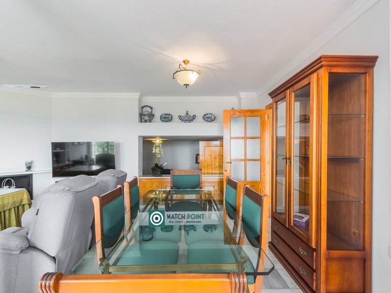MAGNIFICENT TOWNHOUSE FIVE MINUTES FROM EVERYTHING 35