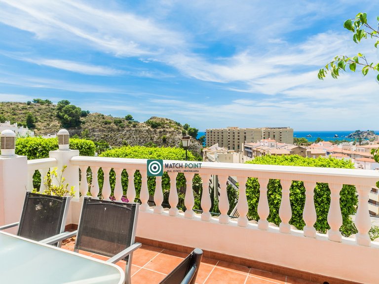 MAGNIFICENT TOWNHOUSE FIVE MINUTES FROM EVERYTHING 40