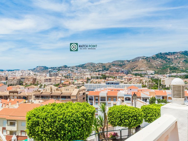 MAGNIFICENT TOWNHOUSE FIVE MINUTES FROM EVERYTHING 43