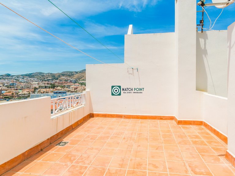 MAGNIFICENT TOWNHOUSE FIVE MINUTES FROM EVERYTHING 6