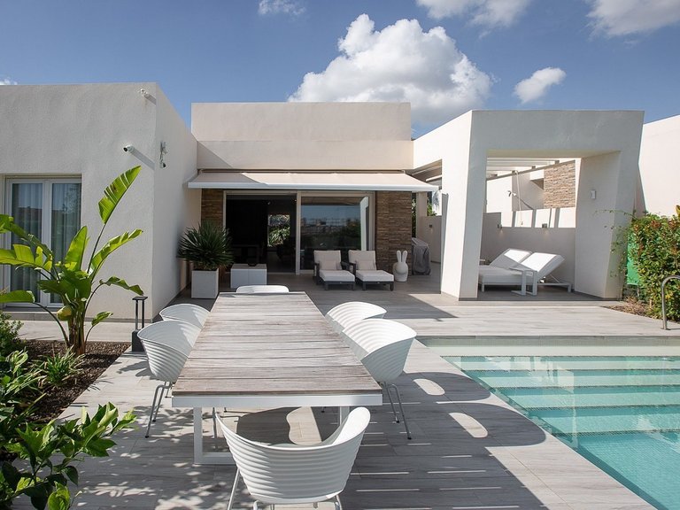 Villa for Sale in Inland La Finca Golf Resort, Alicante 4