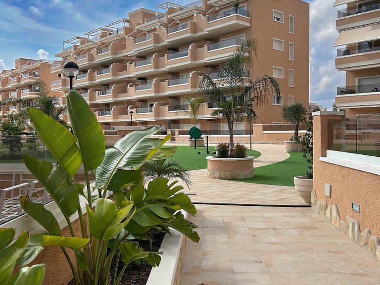 Apartment for Sale in Costa Blanca El Raso, Alicante 19