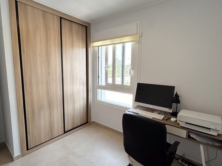 Apartment for Sale in Costa Blanca El Raso, Alicante 9