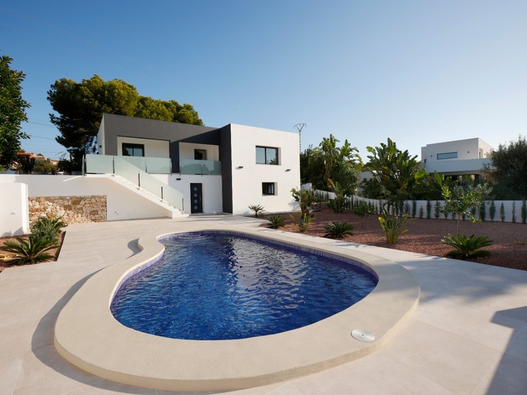 Villa for Sale in Calpe, Alicante 2