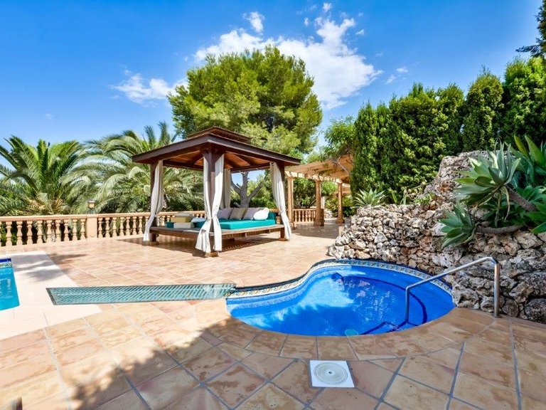 Villa for Sale in Calpe, Alicante 4