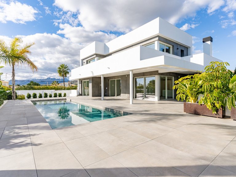 Villa for Sale in Moraira, Alicante 3