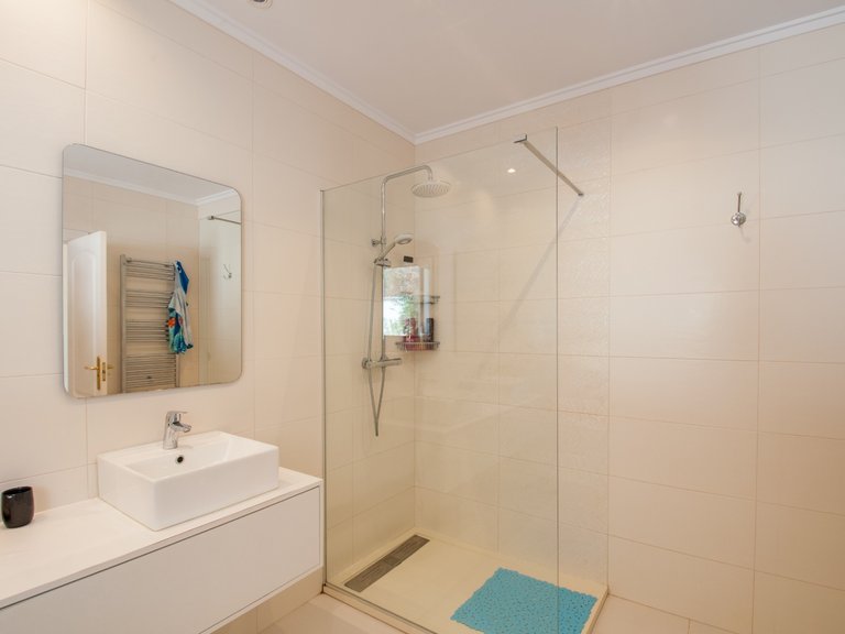 Villa for Sale in Moraira, Alicante 36