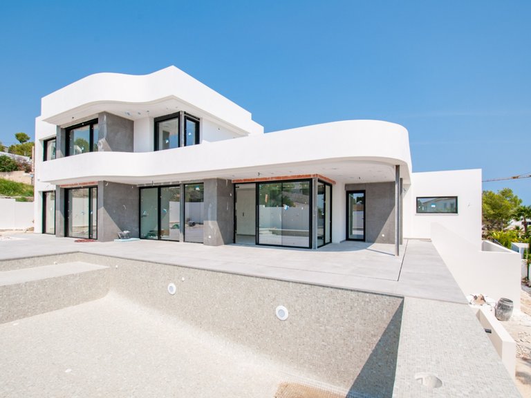 Villa for Sale in Moraira, Alicante 2