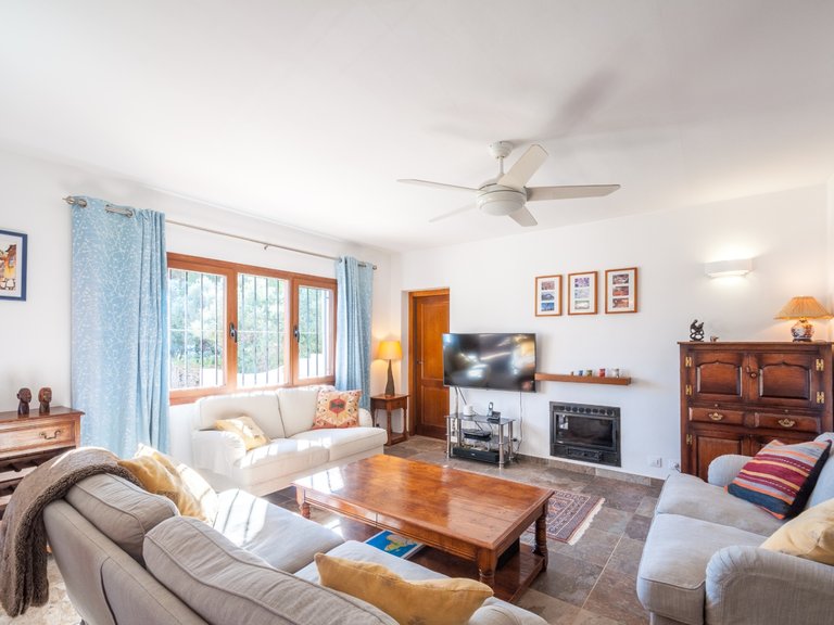 Villa for Sale in Moraira, Alicante 12