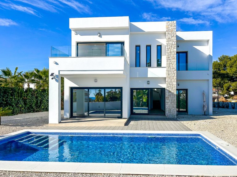 Villa for Sale in Benissa, Alicante 3