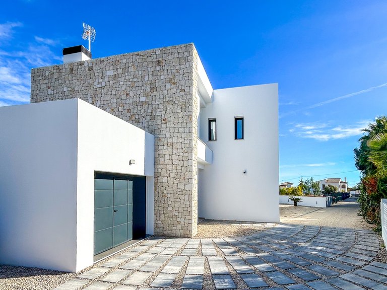 Villa for Sale in Benissa, Alicante 8