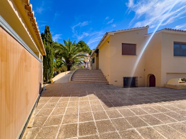 Villa for Sale in Moraira, Alicante 26