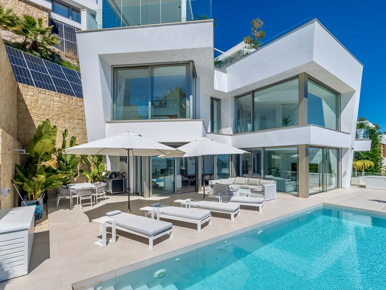Villa for Sale in Moraira, Alicante 6