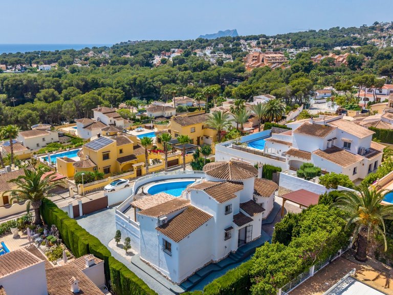Villa for Sale in Moraira, Alicante 14