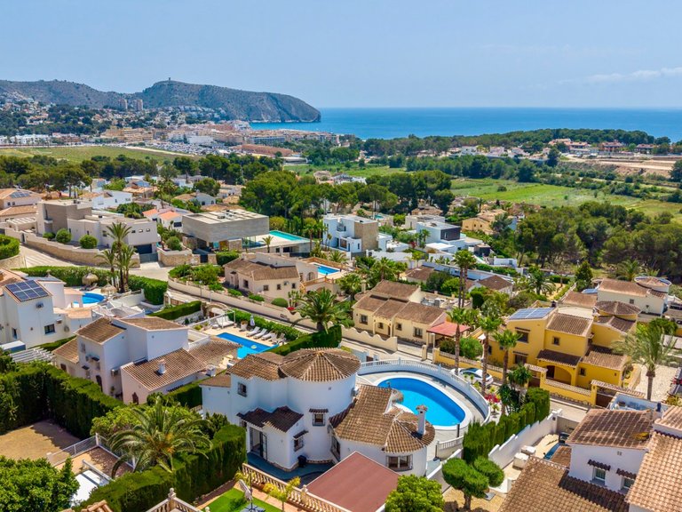 Villa for Sale in Moraira, Alicante 8