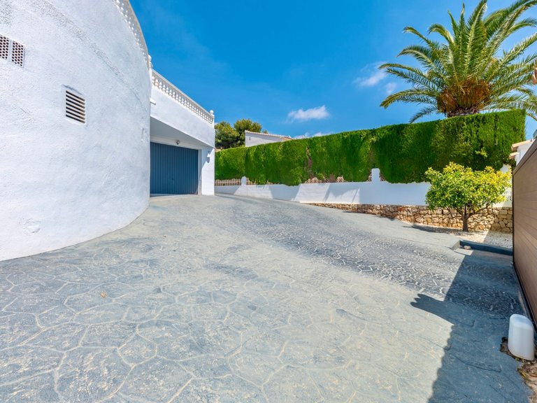 Villa for Sale in Moraira, Alicante 30