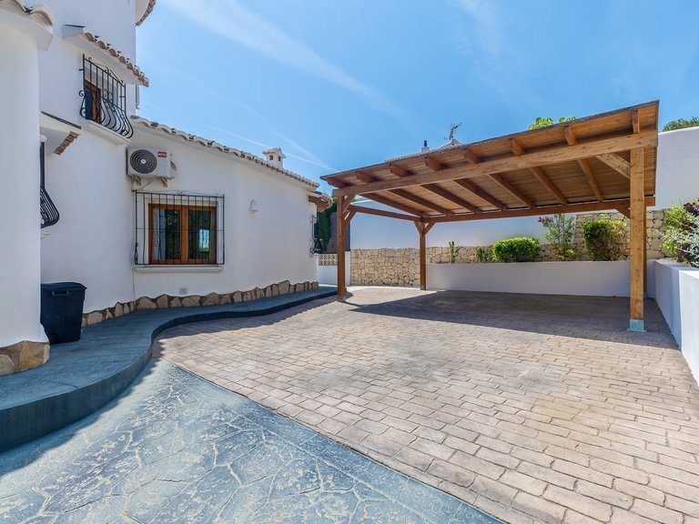 Villa for Sale in Moraira, Alicante 34