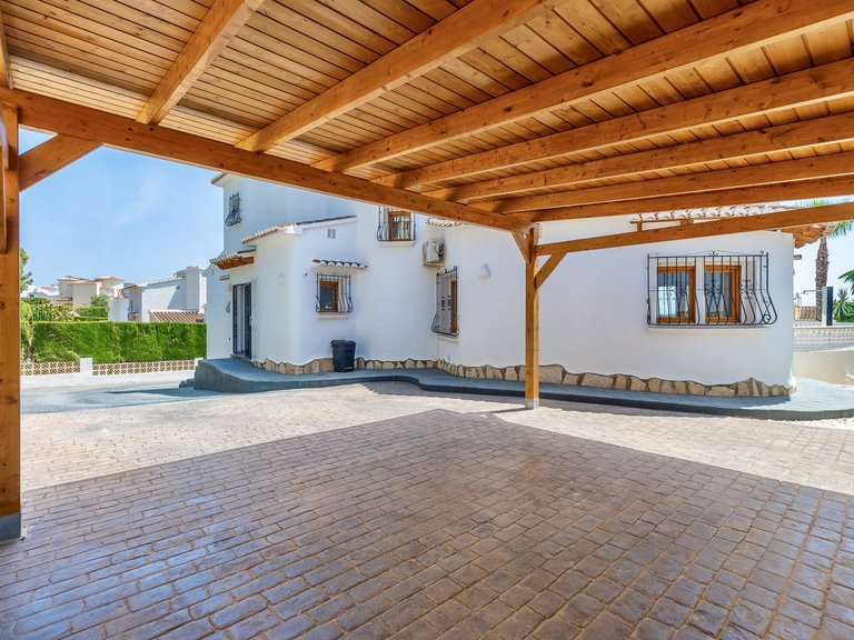 Villa for Sale in Moraira, Alicante 35