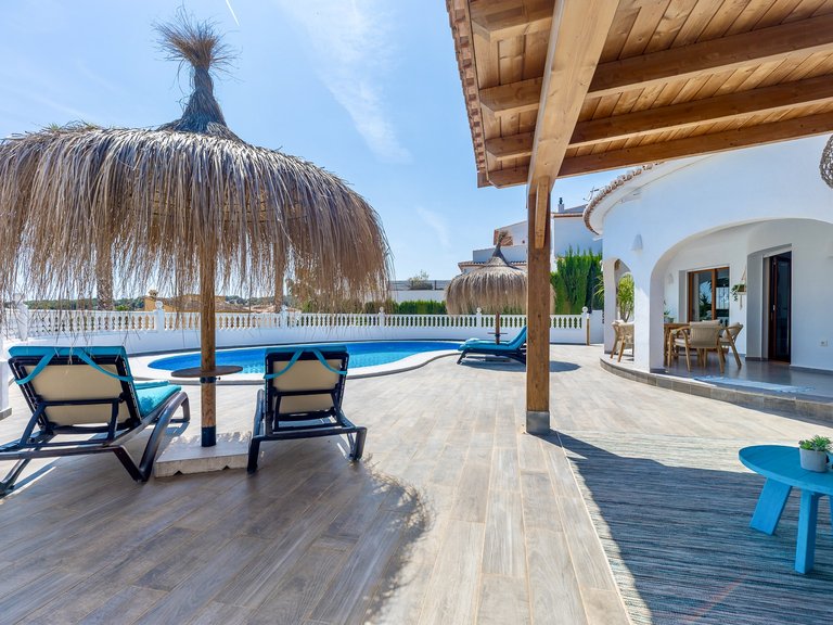 Villa for Sale in Moraira, Alicante 27
