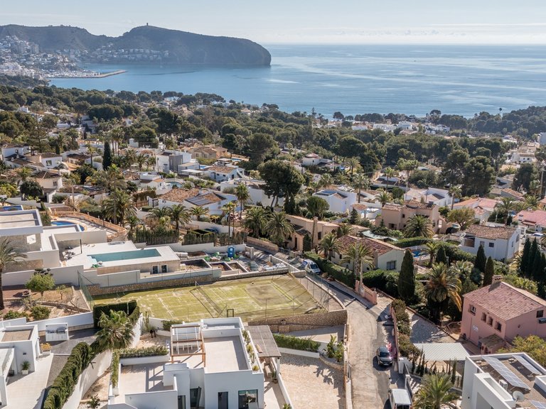 Villa for Sale in Moraira, Alicante 4