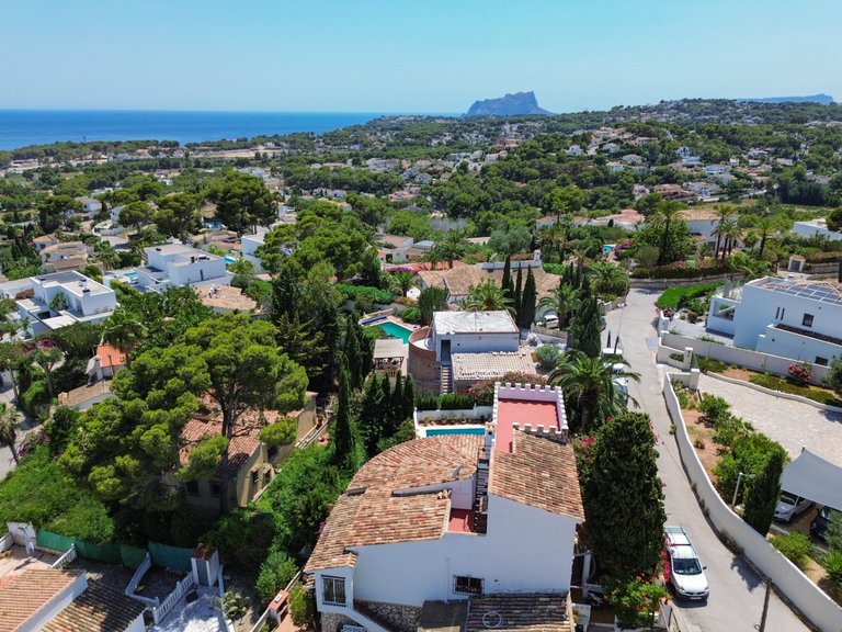 Villa for Sale in Moraira, Alicante 41