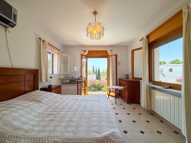 Villa for Sale in Moraira, Alicante 30
