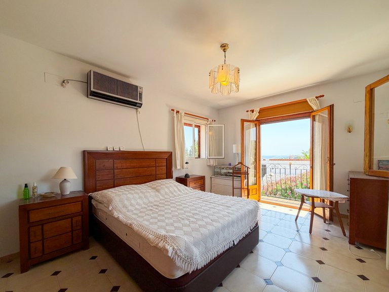 Villa for Sale in Moraira, Alicante 31