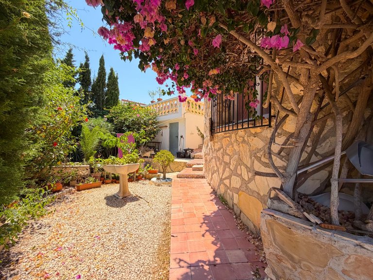 Villa for Sale in Moraira, Alicante 44