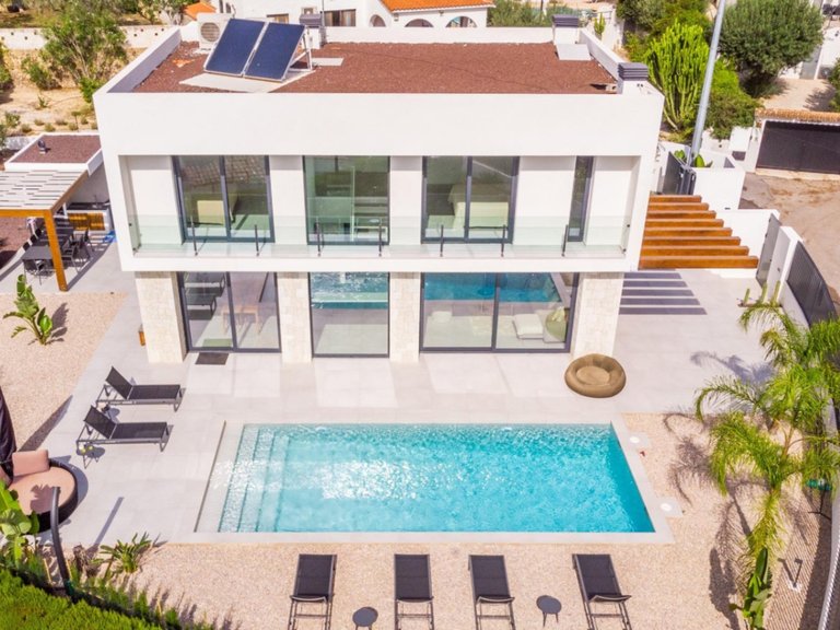 Villa for Sale in Benissa, Alicante 37