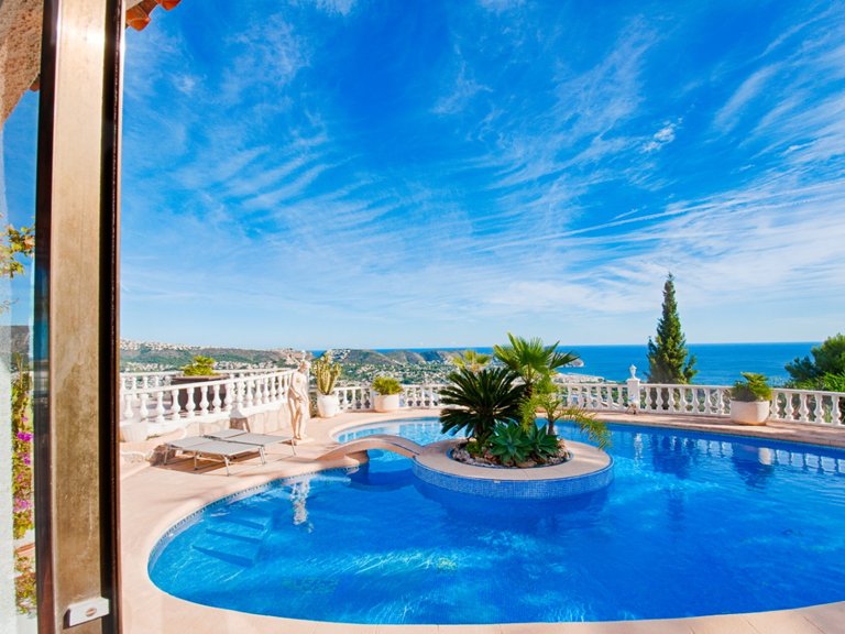 Villa for Sale in Moraira, Alicante 3