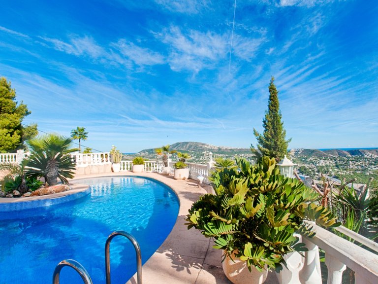Villa for Sale in Moraira, Alicante 11