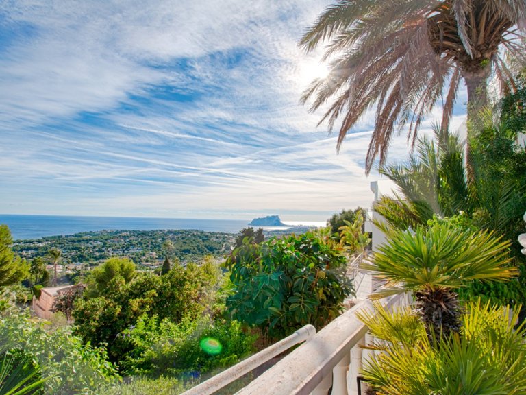 Villa for Sale in Moraira, Alicante 10