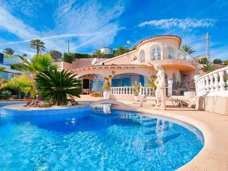 Villa for Sale in Moraira, Alicante 1