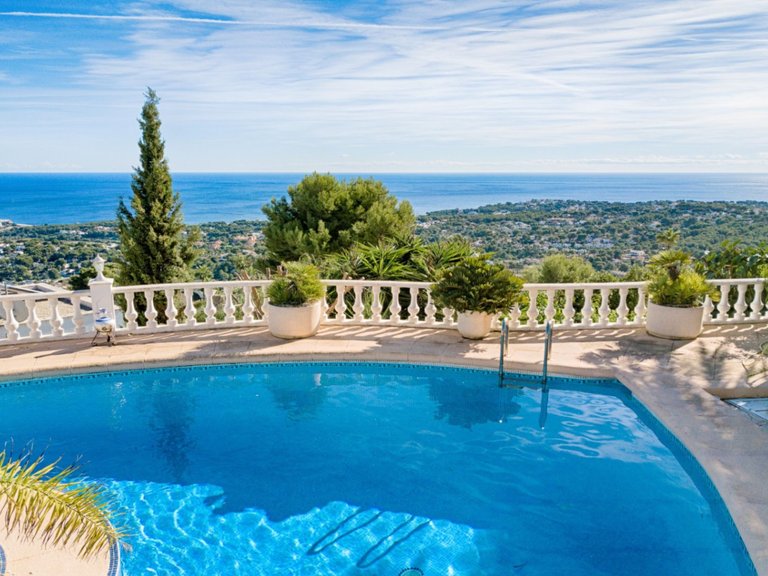 Villa for Sale in Moraira, Alicante 2