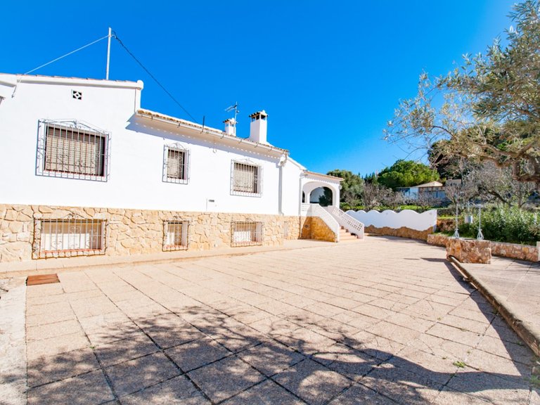 Villa for Sale in Benissa, Alicante 4
