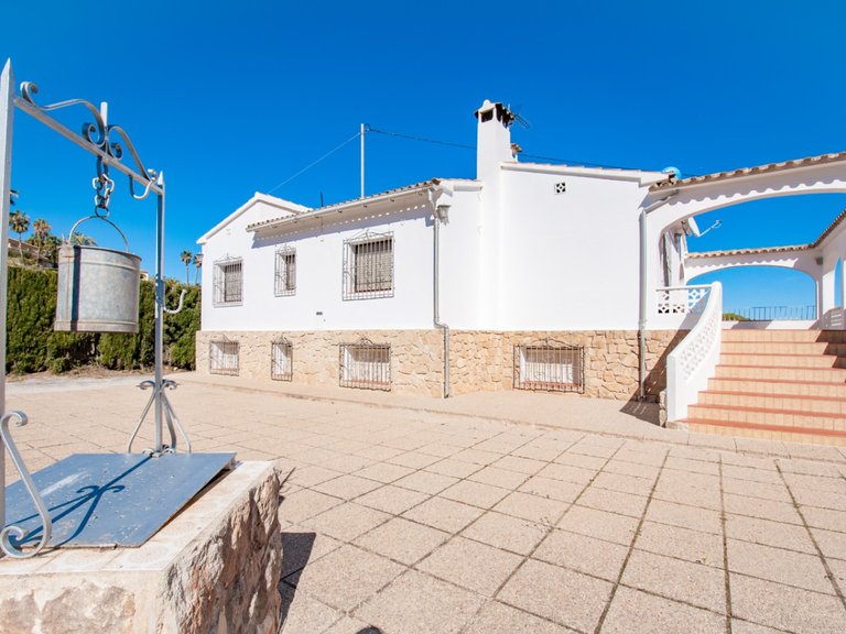 Villa for Sale in Benissa, Alicante 13