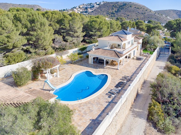 Villa for Sale in Moraira, Alicante 12