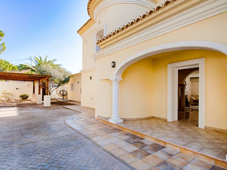 Villa for Sale in Moraira, Alicante 31