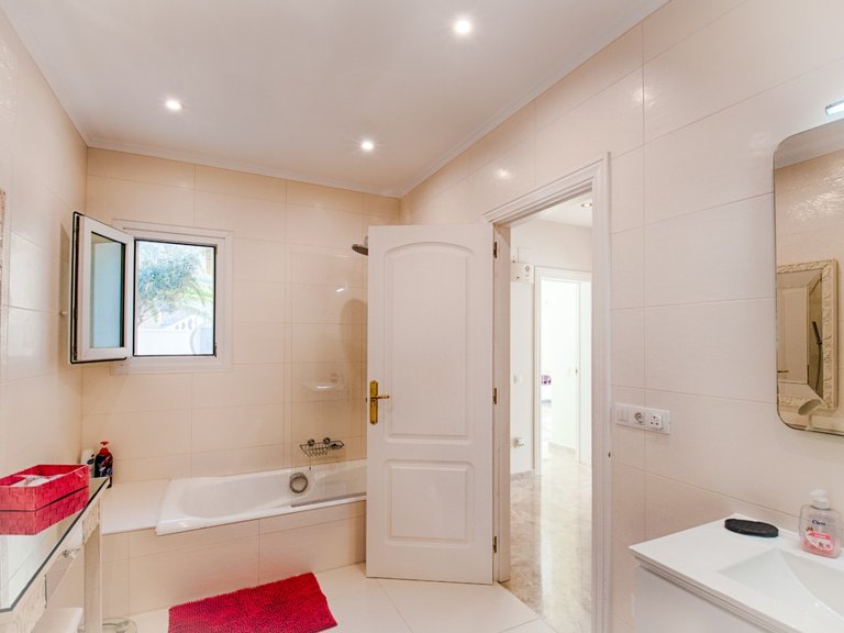 Villa for Sale in Moraira, Alicante 47