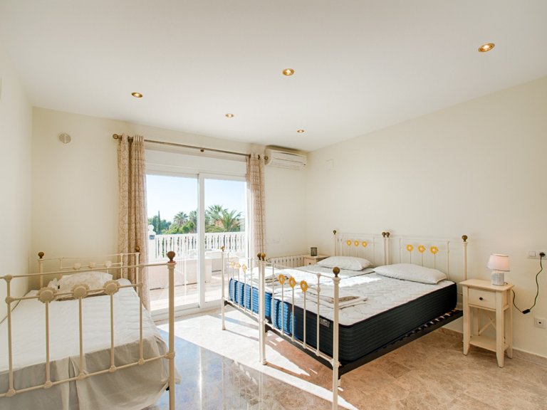 Villa for Sale in Moraira, Alicante 43