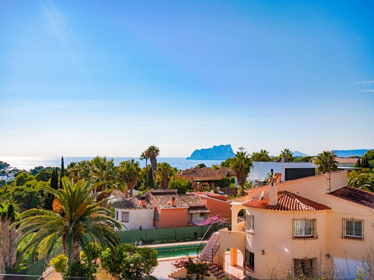 Villa for Sale in Moraira, Alicante 28