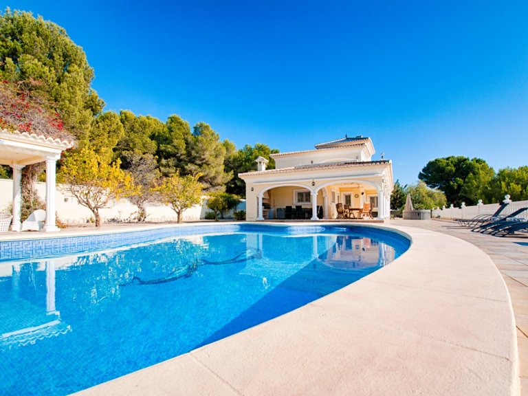 Villa for Sale in Moraira, Alicante 4