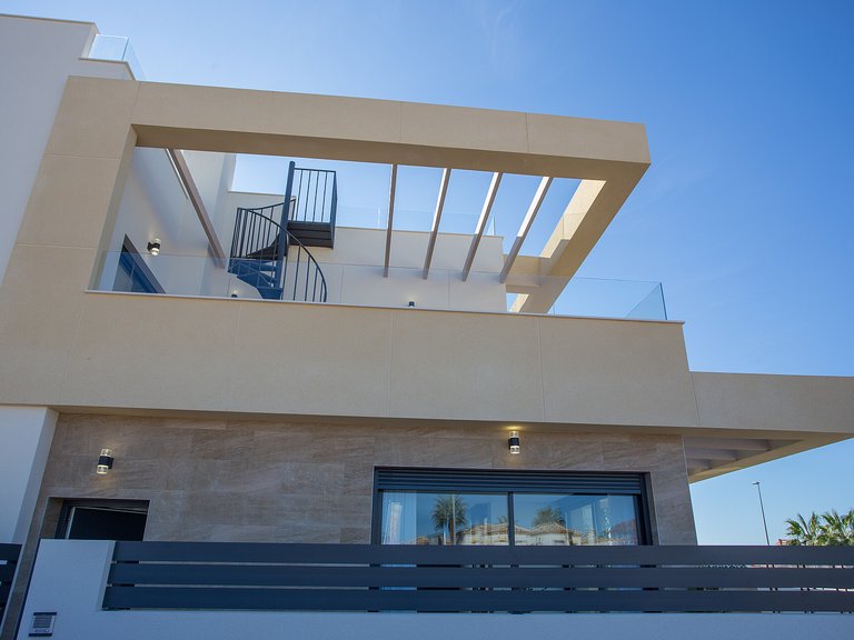 Villa for Sale in Los Montesinos, Alicante 33