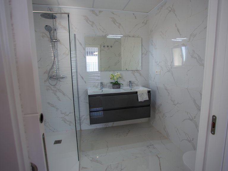 Villa for Sale in Los Montesinos, Alicante 14