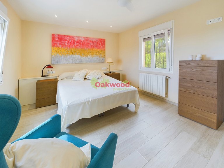 Villa for Sale in Pinar De Campoverde, Alicante 24