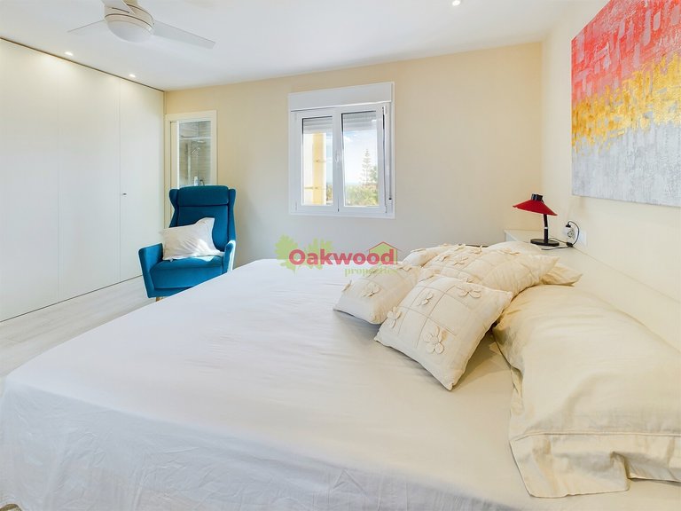 Villa for Sale in Pinar De Campoverde, Alicante 23