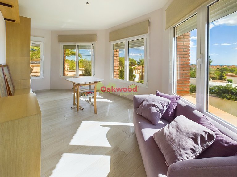 Villa for Sale in Pinar De Campoverde, Alicante 32