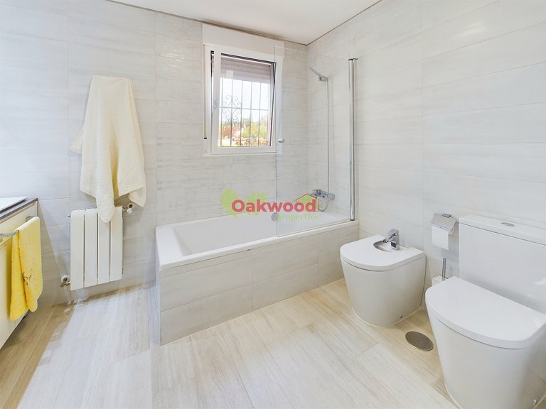 Villa for Sale in Pinar De Campoverde, Alicante 35